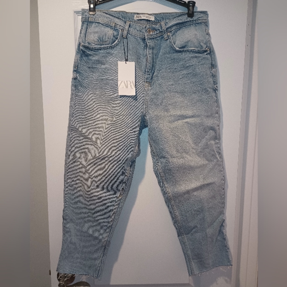 Zara Women’s Mom Fit Jeans Size 32 -Brand New with Tags